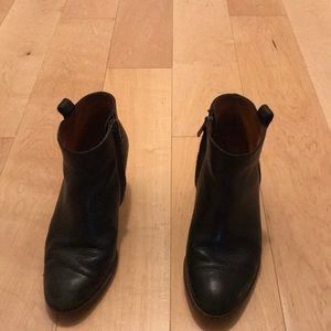 Black Madewell booties